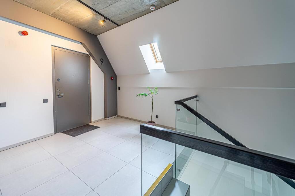 Sky Apartment With Free Parking And Balcony & Ac Kaunas Dış mekan fotoğraf