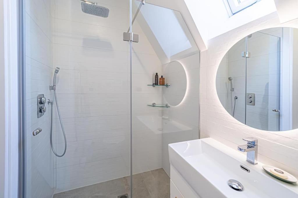 Sky Apartment With Free Parking And Balcony & Ac Kaunas Dış mekan fotoğraf